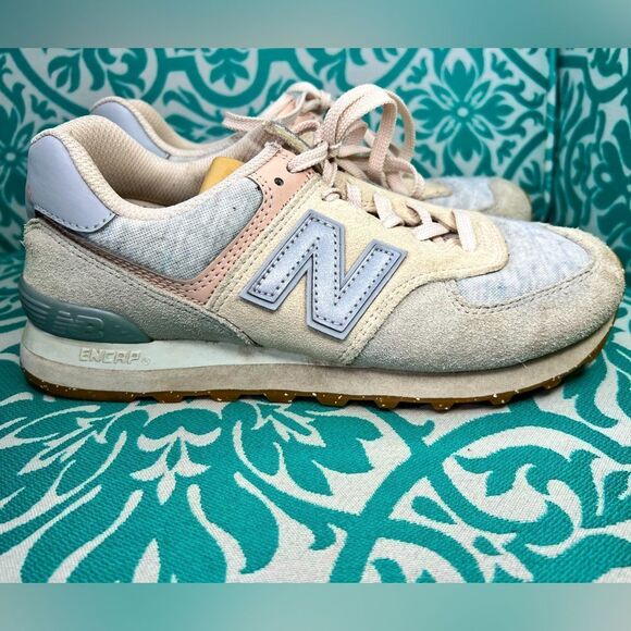 New Balance 574 Peach, Gray, Tan Neutral Sneakers Size 7.5 - Picture 1 of 12